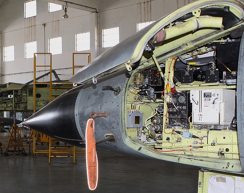 http://www.acig.info/UserFiles/File/SpecReports/Aero_India_2011_-_Part_3/IMG_1958.jpg
